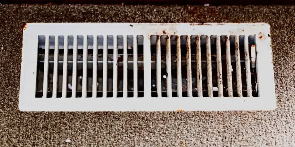 How Ac Duct Cleaning Solve Common AC Problems in UAE
